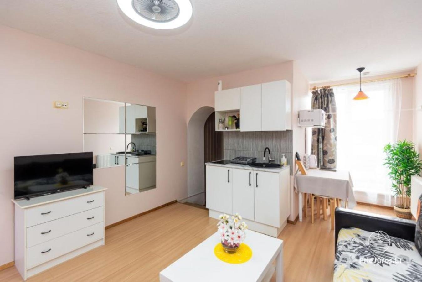 פלאנגה Apartamentai Pas Regina מראה חיצוני תמונה