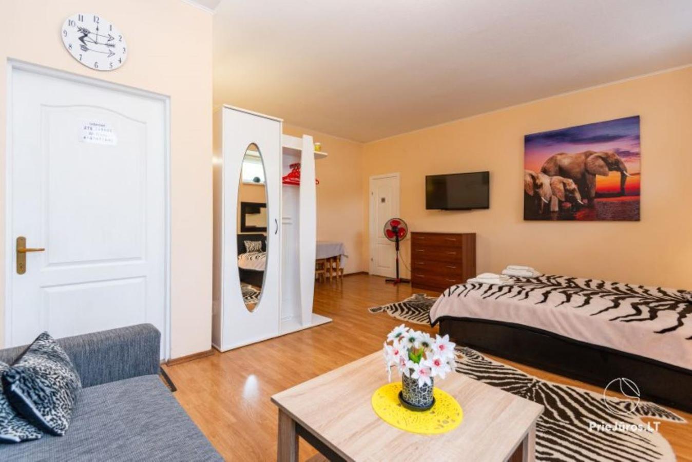 פלאנגה Apartamentai Pas Regina מראה חיצוני תמונה