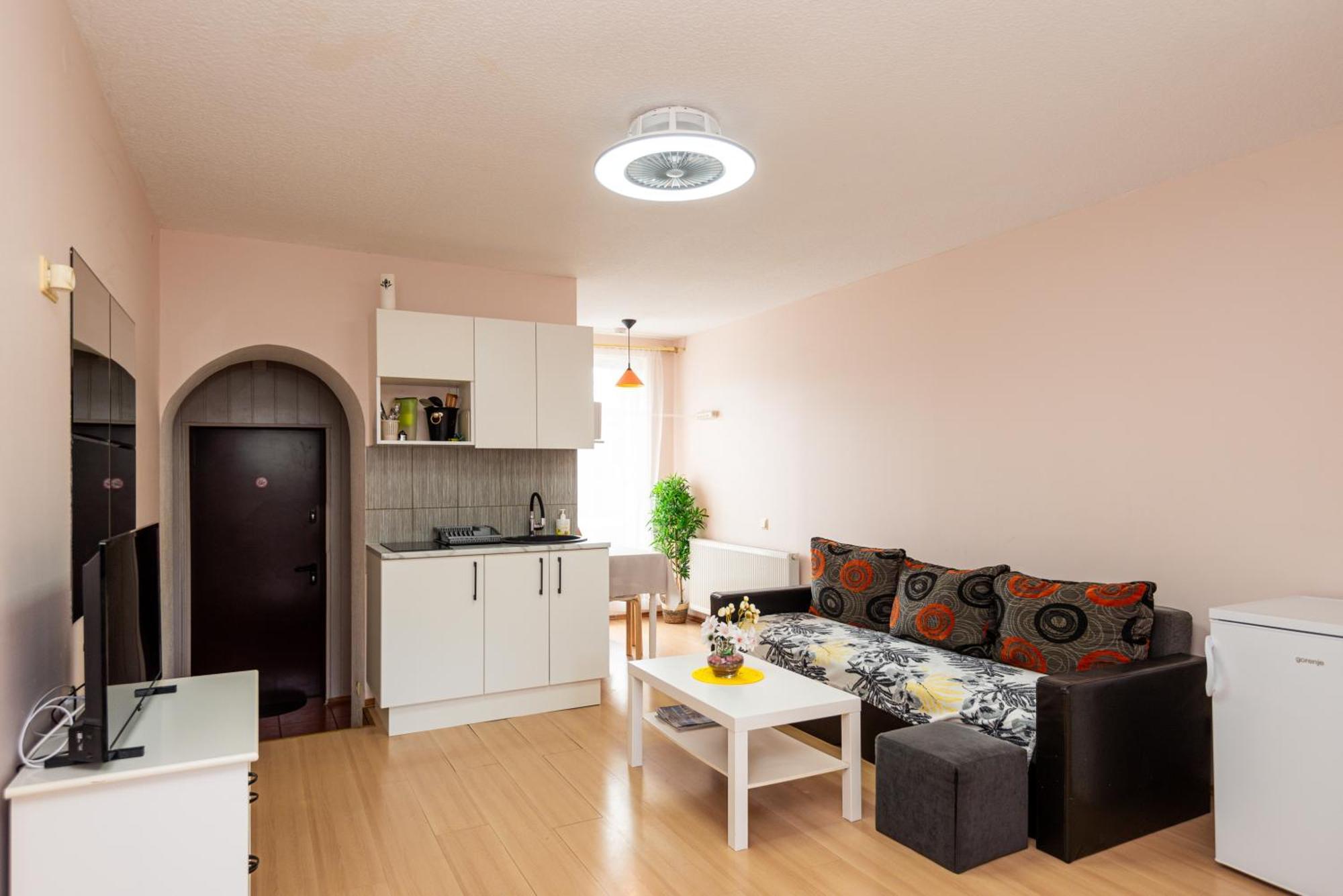 פלאנגה Apartamentai Pas Regina מראה חיצוני תמונה